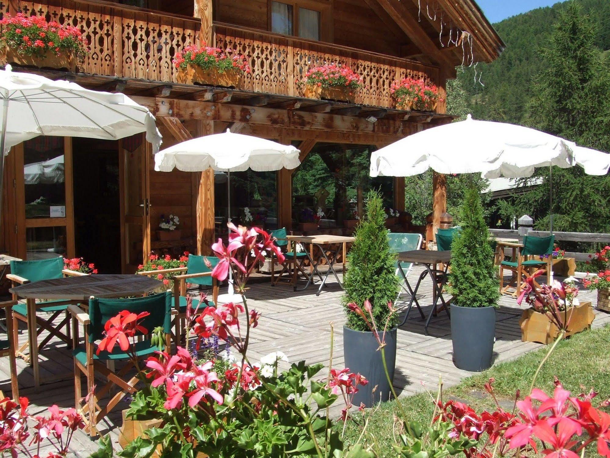 Hotel Ecureuil Vars  Exterior foto
